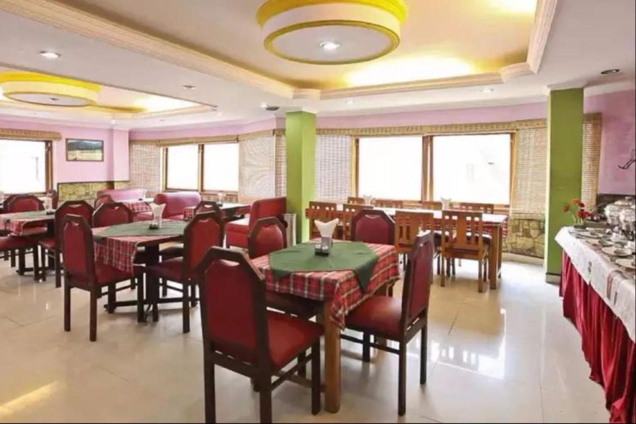 Hotel Jupiter Manāli Kültér fotó