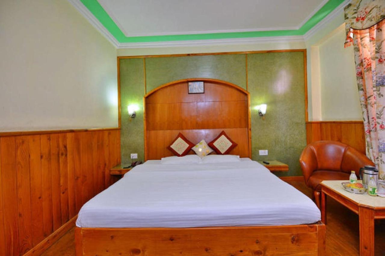 Hotel Jupiter Manāli Kültér fotó