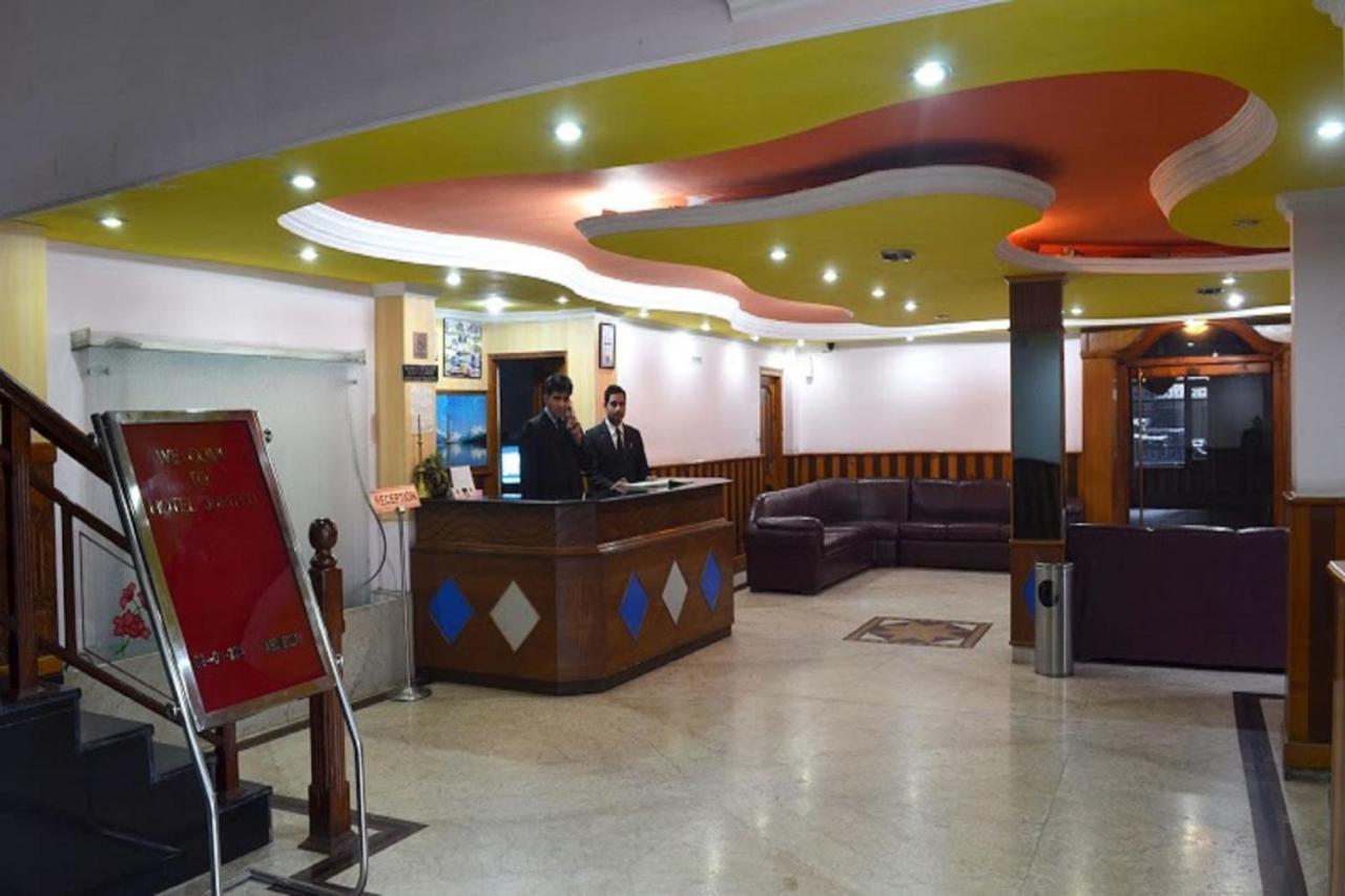 Hotel Jupiter Manāli Kültér fotó